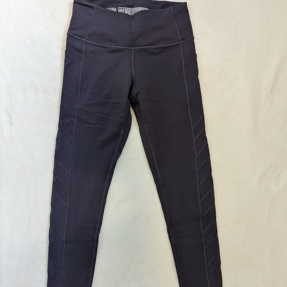 Victoria's Secret Sport Leggings Purple - Size Small